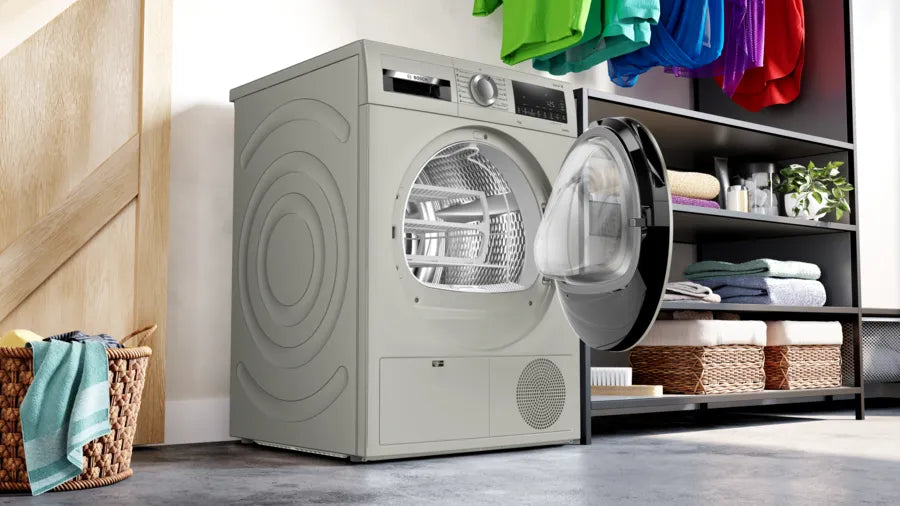 BOSCH - Series 4 condenser tumble dryer 8 kg Silver inox(WPG23108IN)